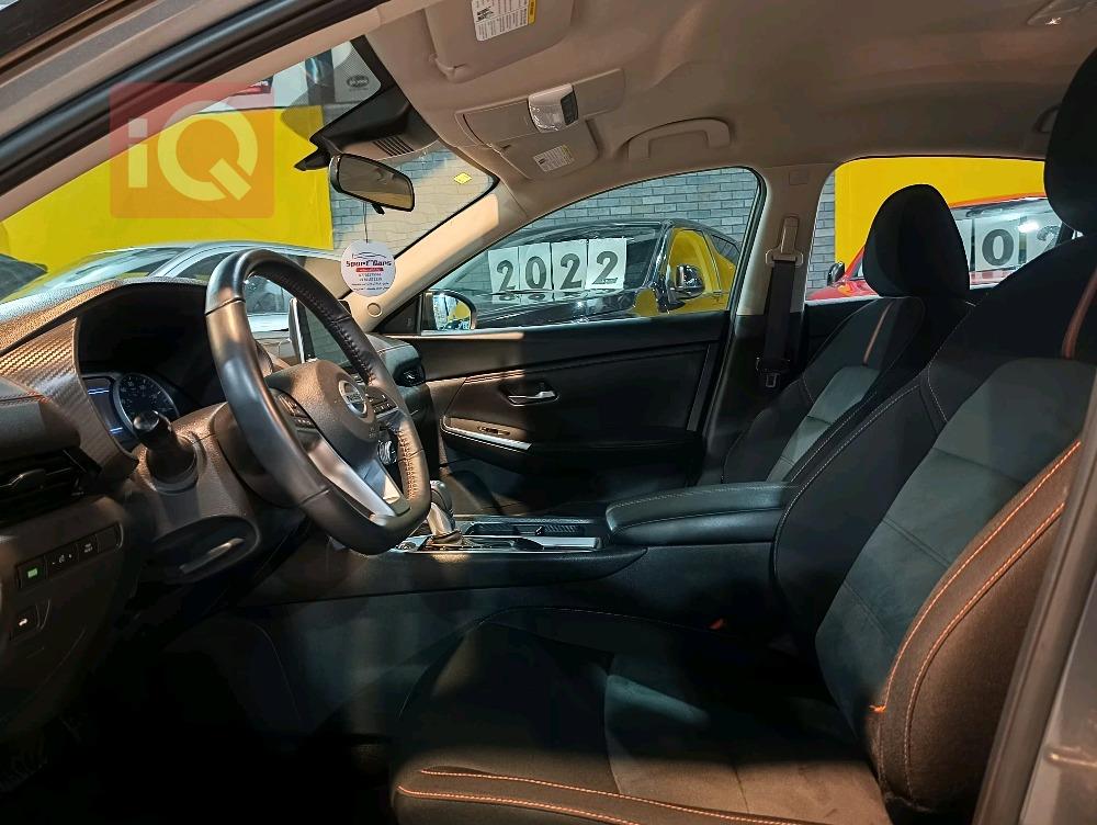 نیسان سێنترا